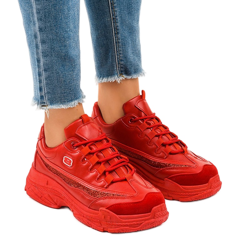 Red trendy women's sports shoes C3