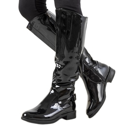 Black lacquered boots W-90