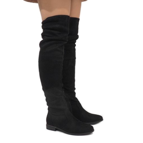 Black warm boots 7570-PG