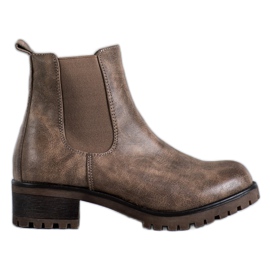 Jennika Boots On The Platform brown