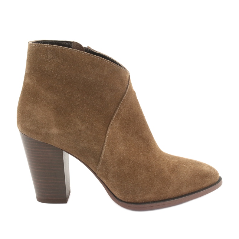 Badura Suede ankle boots on the post brown