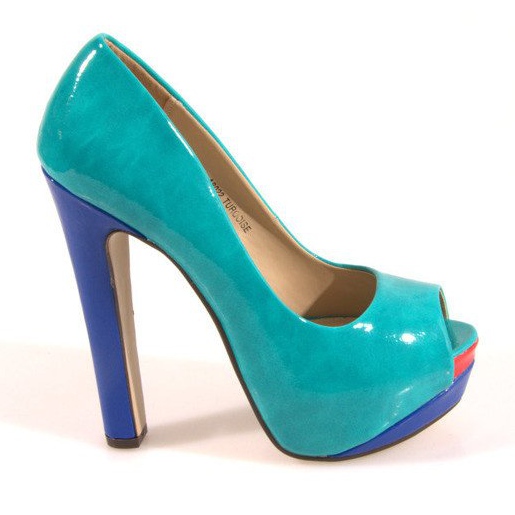 Lacquered pumps on the A8022 Mint platform multicolored green