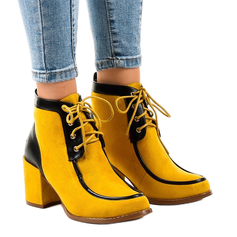 Camel suede ankle boots on the HF-296 post brown multicolored