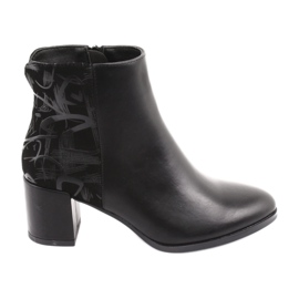 Stylish boots on the post black Sergio Leone 521