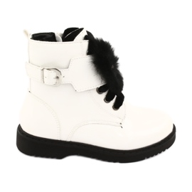 Varnished boots of Evento 1438 cans white black