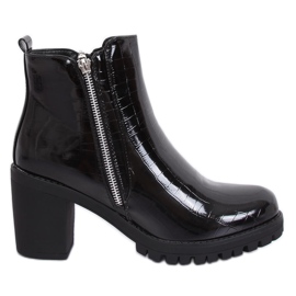 Black lacquered Chelsea boots DA37P Black