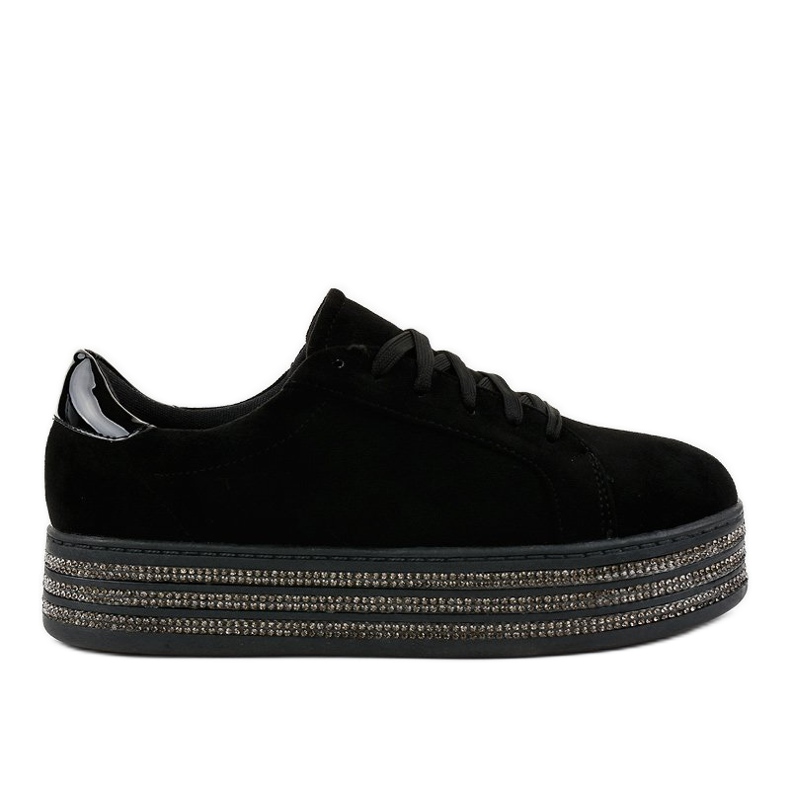 Black sneakers decorated with women G280