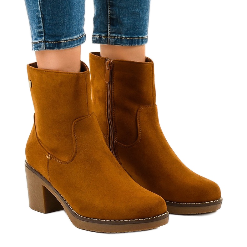Brown suede high heels 8B852