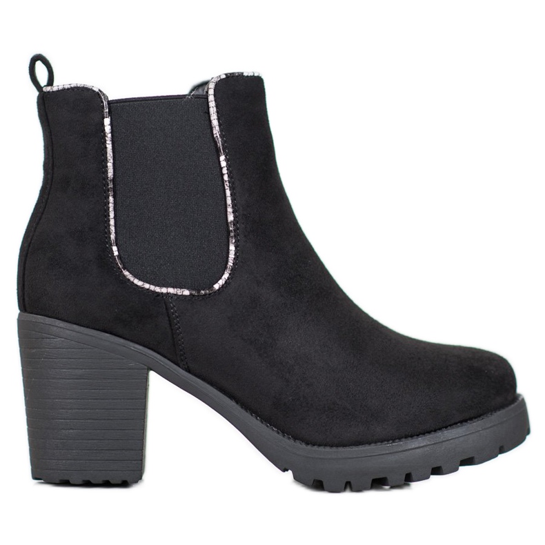 Erynn Suede Chelsea Boots On The Platform black