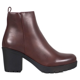 SHELOVET Boots On The Platform red