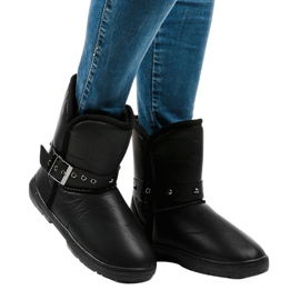 Black snow boots 69
