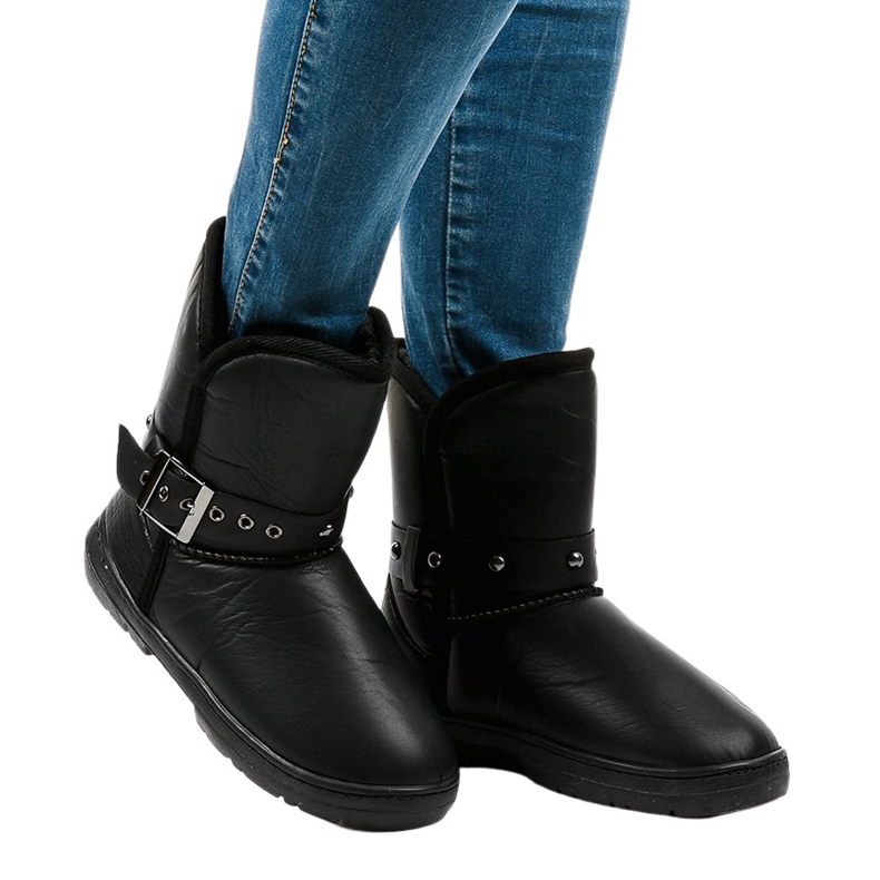Black snow boots 69