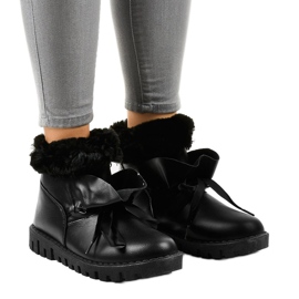 Black insulated sneakers with a 428-6 zipper