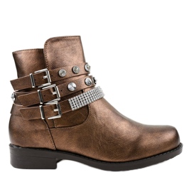 Brown boots, richly decorated LL179