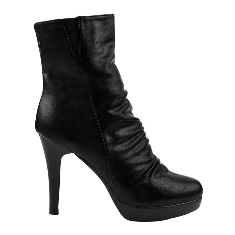 Black insulated boots GFA418