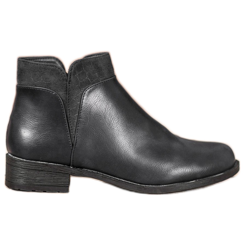Small Swan Casual Black Boots