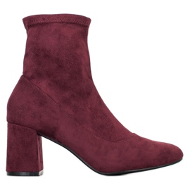 Diamantique Burgundy Booties On The Post red