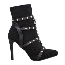 Bestelle Slip-on Boots With Pearls black