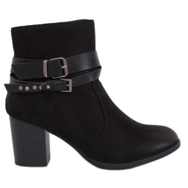Boots on a stable heel black G-35 Black