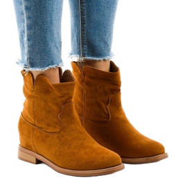 NC981 brown cowboy boots