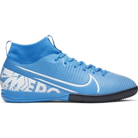 modells nike sneakers