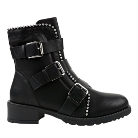 Black flat insulated boots Z149