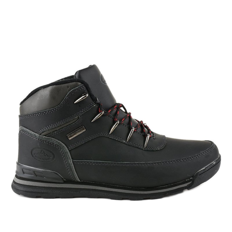 Black insulated snow boots from MXC-7589