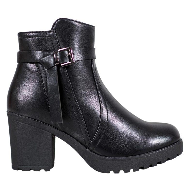 J. Star Comfortable Boots On The Platform black