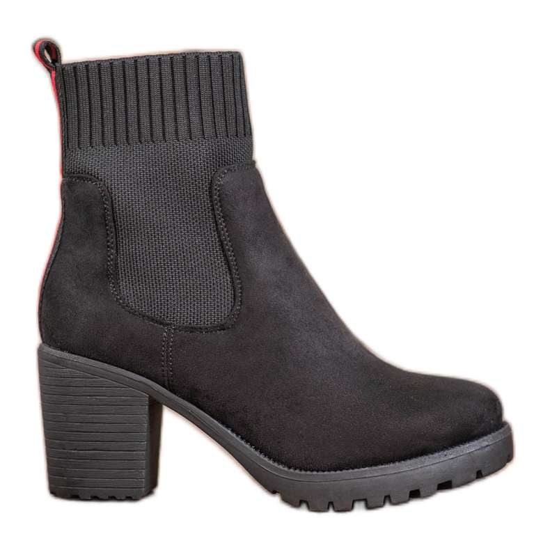 Erynn Slip-on Chelsea Boots On A Post black