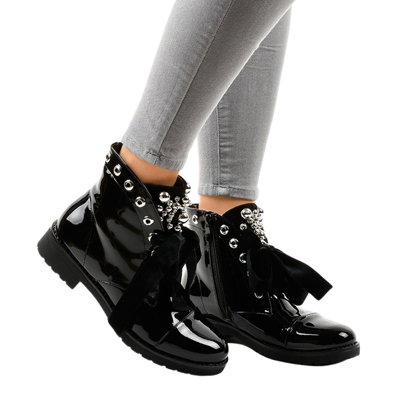 Black lacquered insulated boots A3320EA