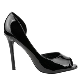 Black asymmetric lacquered heels M281P