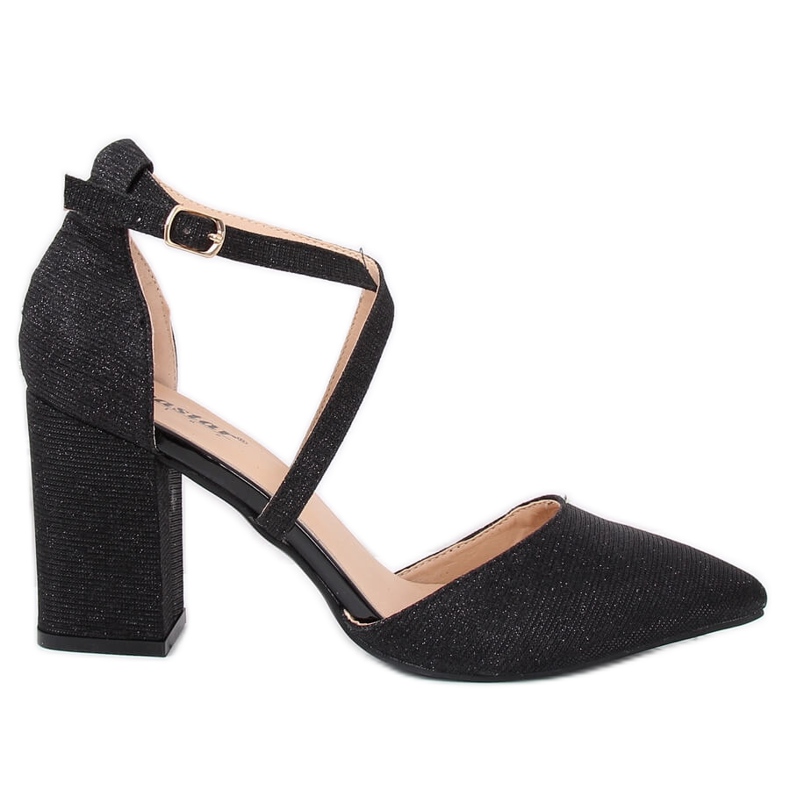 Pumps on the black post NC951 Black
