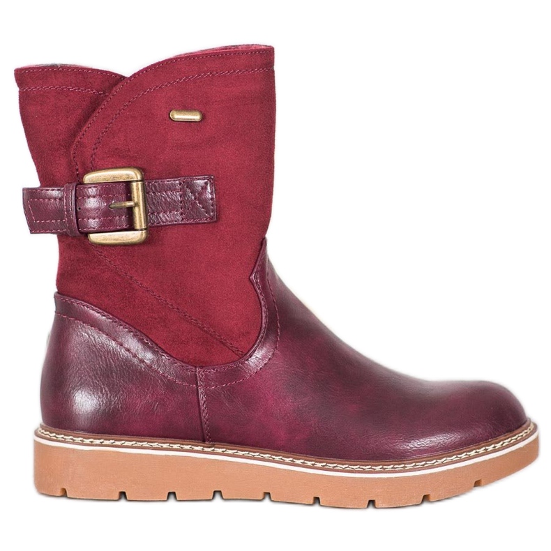 Ideal Shoes Boots On The Platform red