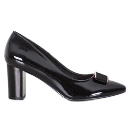 Sergio Leone Elegant Pumps On A Pillar black