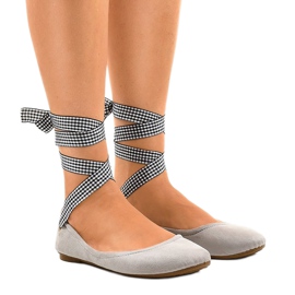 Pink ballerinas with a Acro bow grey