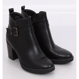 Black wide-heeled boots BM-9078 Black