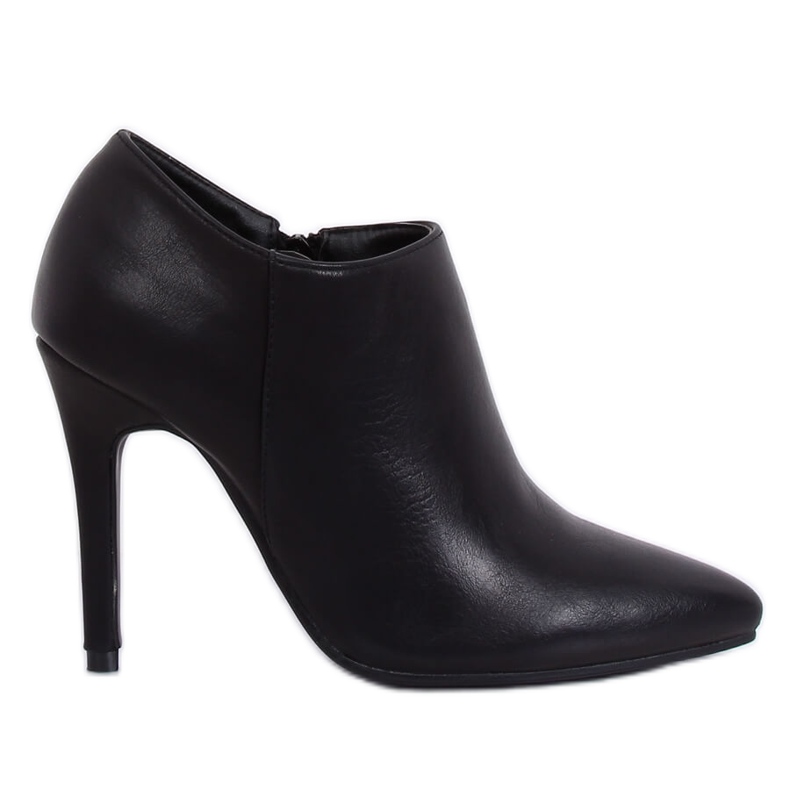 Black leather shoes on a pin TX-1850-1 Black