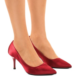 Red low pumps on a heel 1756-255