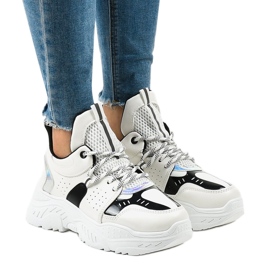 White sports sneakers K-505