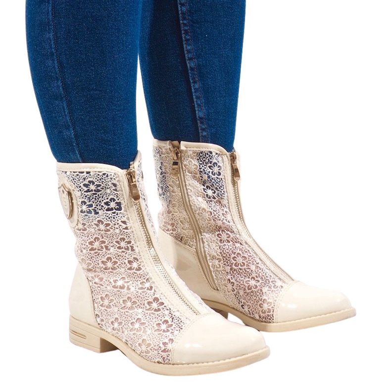 Beige openwork flat boots X362