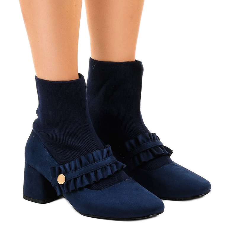 Navy blue velor pumps on the JM8118Y post