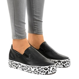 Black WNH-3 slip-on sneakers