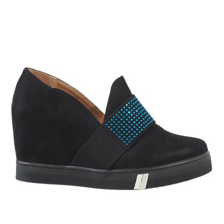 Black pumps on the wedge T1715-1