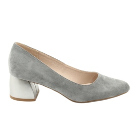 womens gray pumps