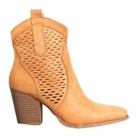 Seastar Openwork Cowgirls On A Pillar brown