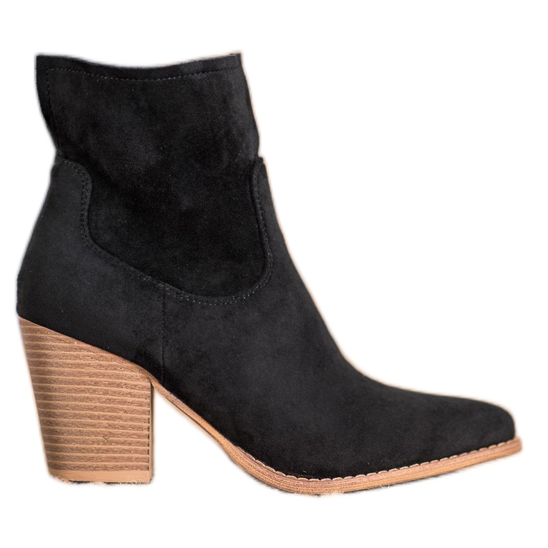 Seastar Slip-on boots on a post black