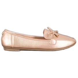 Clowse Elegant golden ballerinas