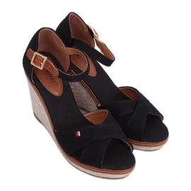 Black sandals on a wedge heel R133P Black Black sandals on a wedge heel R133P Black