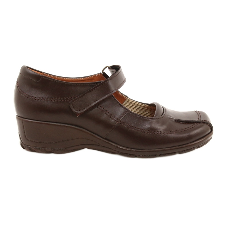 Angello Comfortable pumps on a wedge brown 371