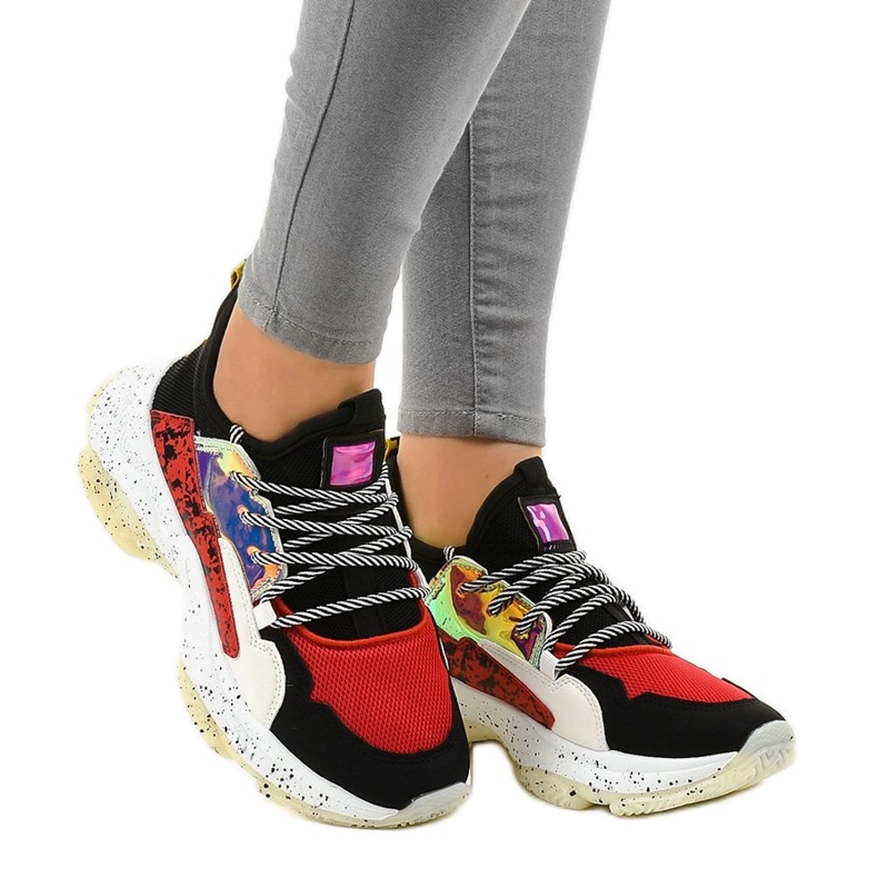 Black sports sneakers with the B0-211 system white red grey